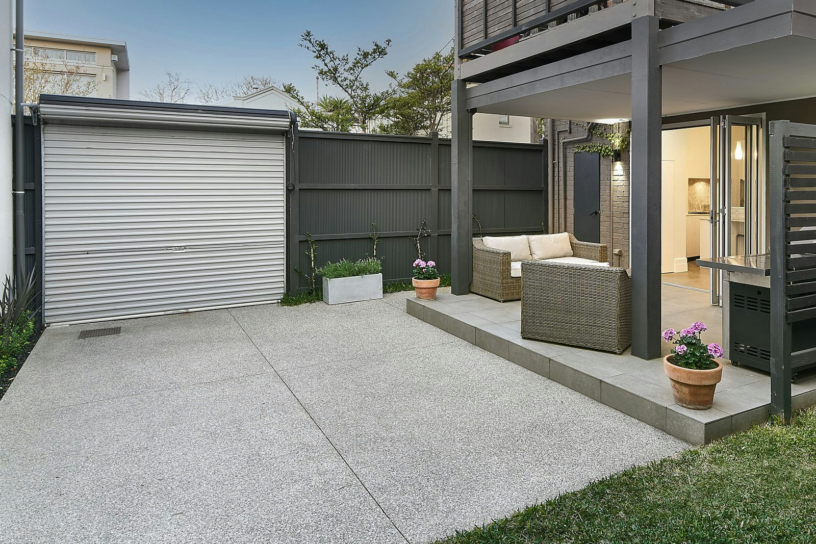 2/198 Kerferd Road, Albert Park, VIC