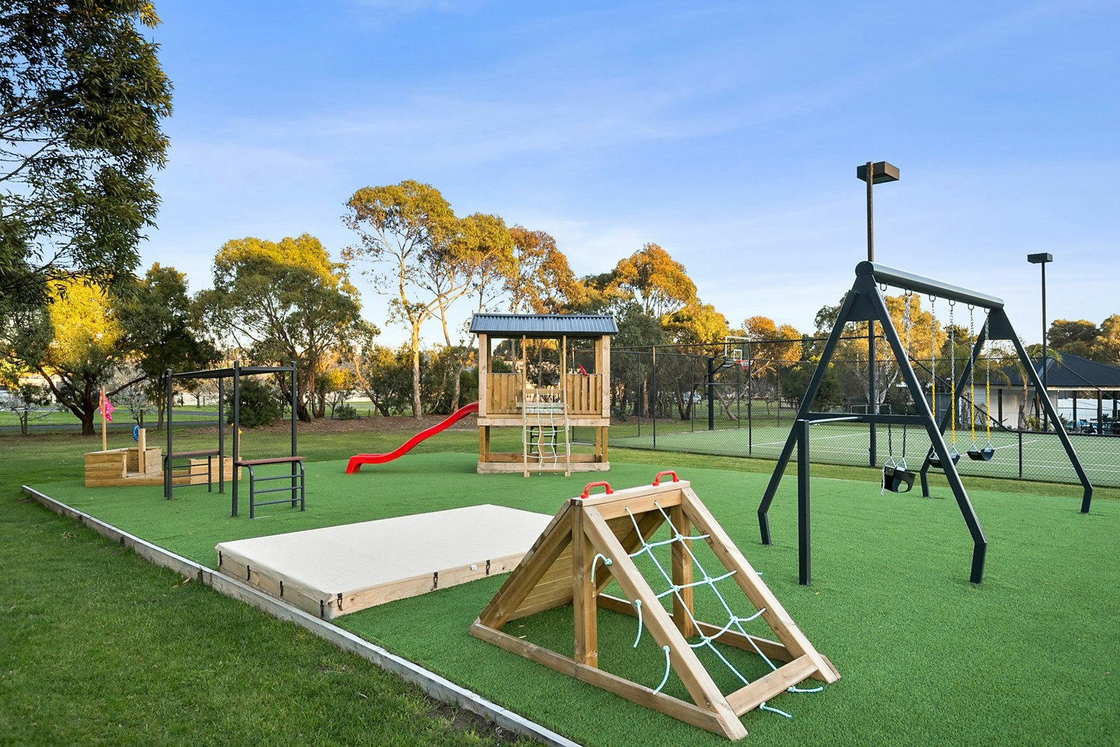 4 Bailey Place, Mornington, VIC