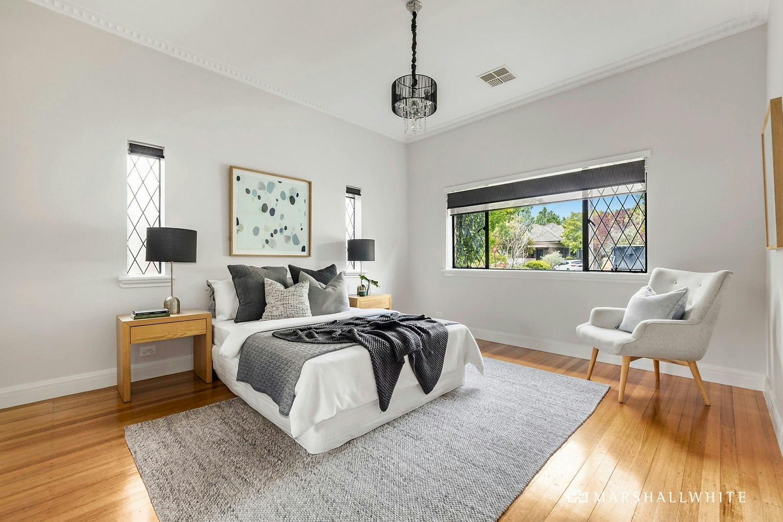 27 Inverness Way, Balwyn North, VIC