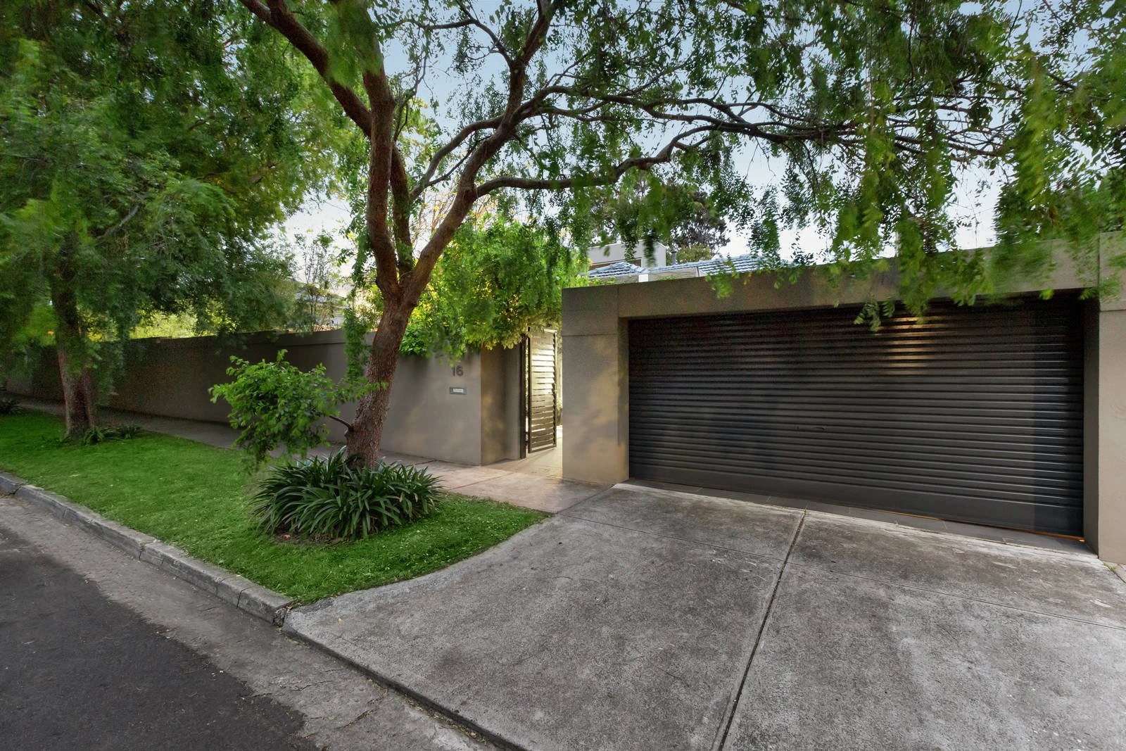 16 Chelsea Street, Brighton, VIC