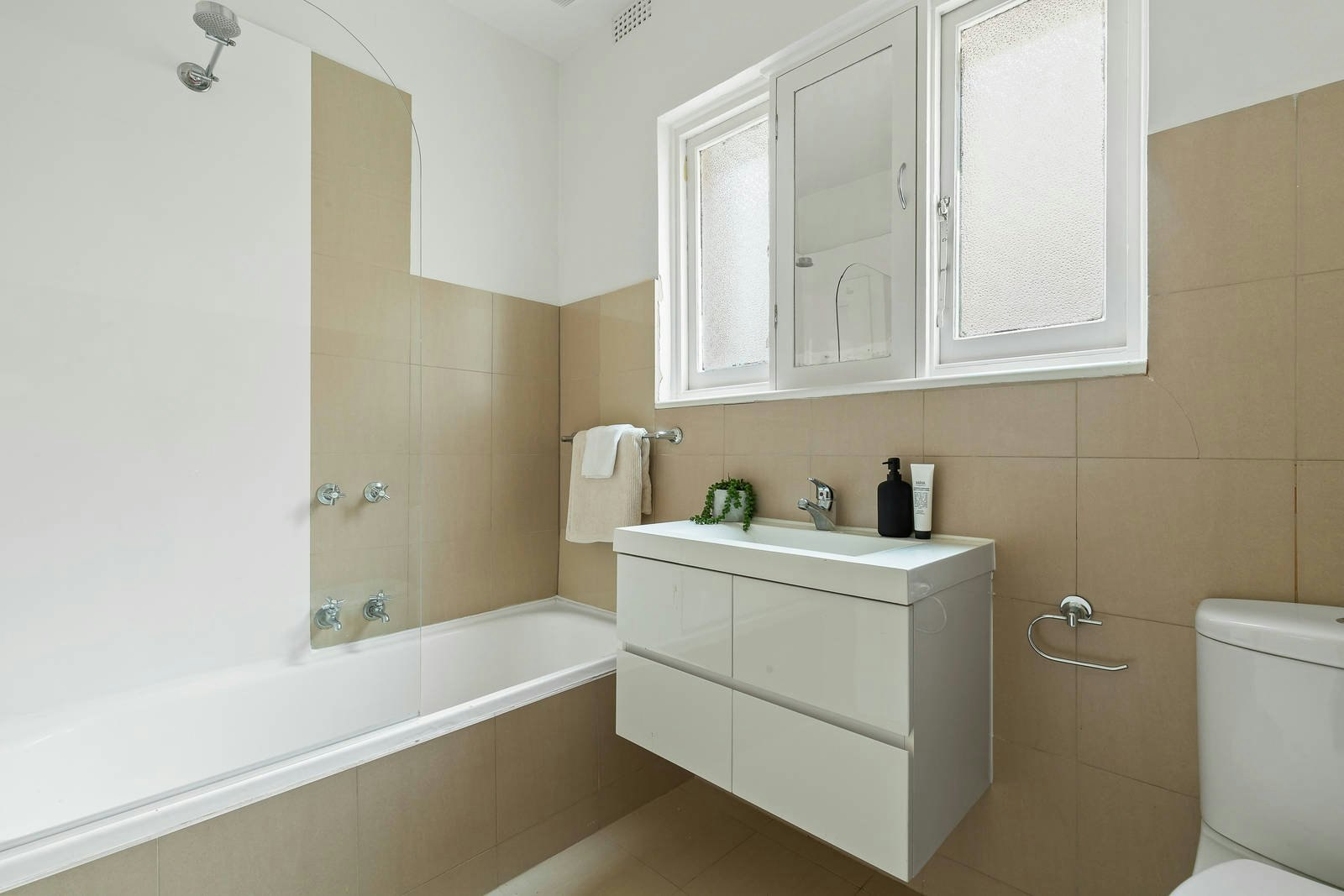 1/18 Shelley Street, Elwood, VIC