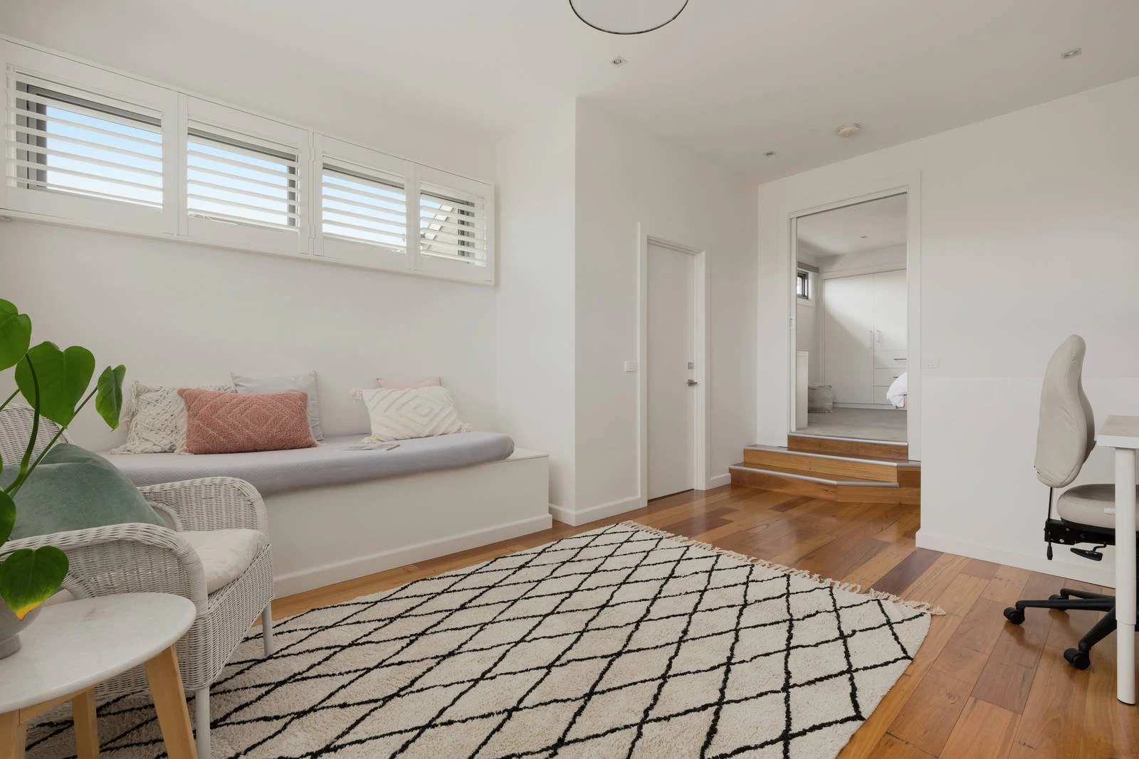 1 Avondale Street, Hampton, VIC