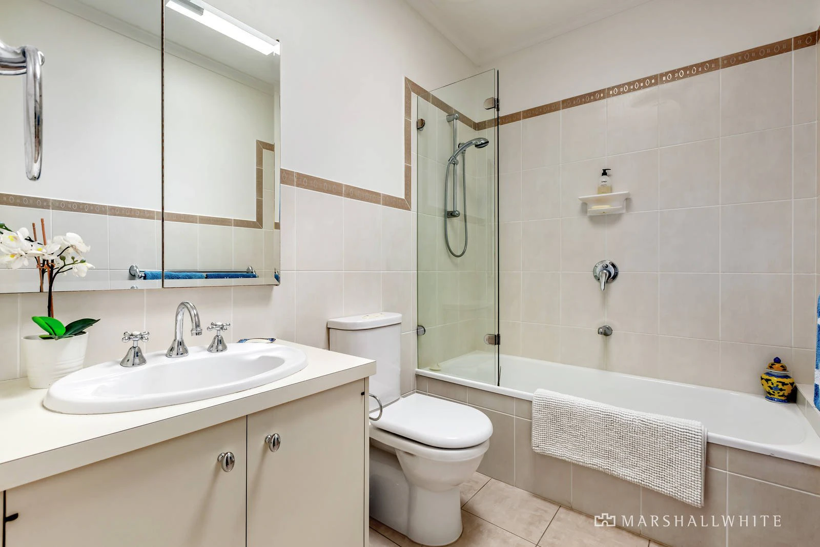 2/9 Kardella Street, Malvern East, VIC