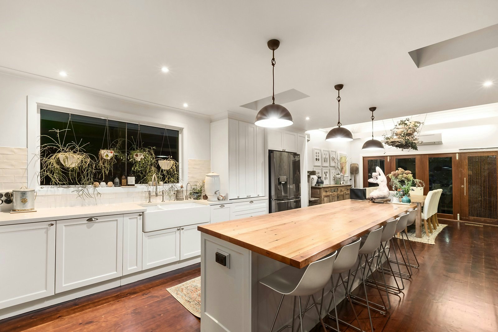 84 High Street, Glen Iris, VIC