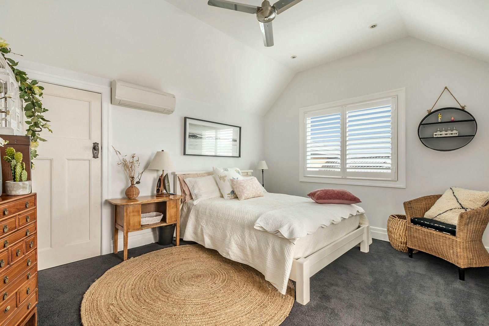 84 High Street, Glen Iris, VIC