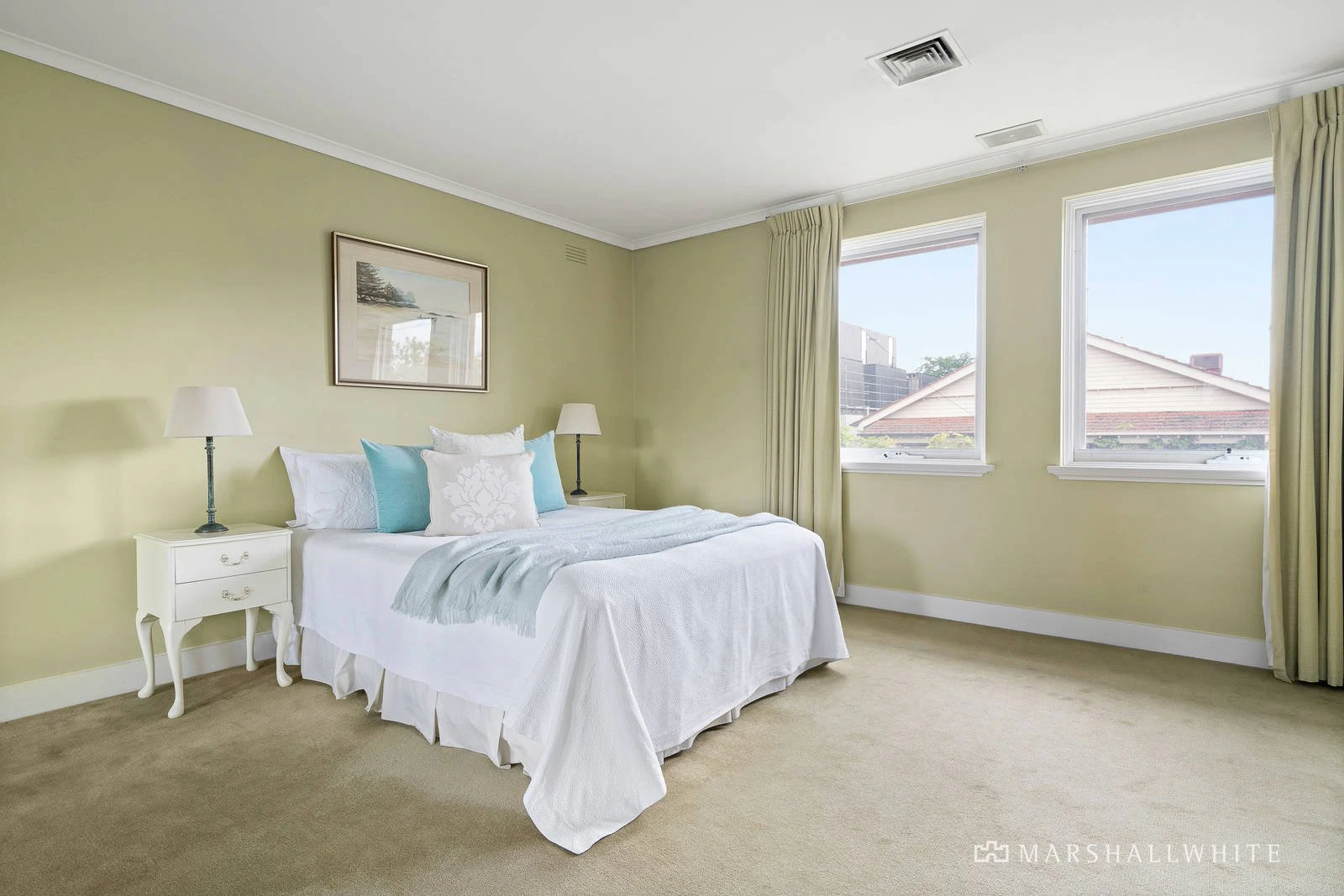 8 Ellesmore Court, Kew, VIC