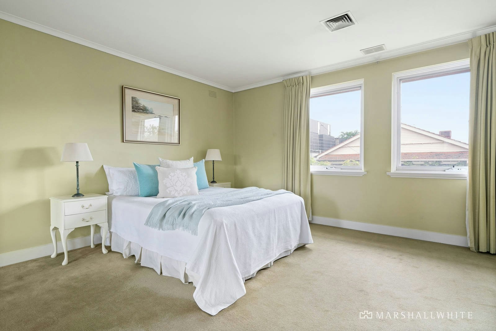 8 Ellesmore Court, Kew, VIC