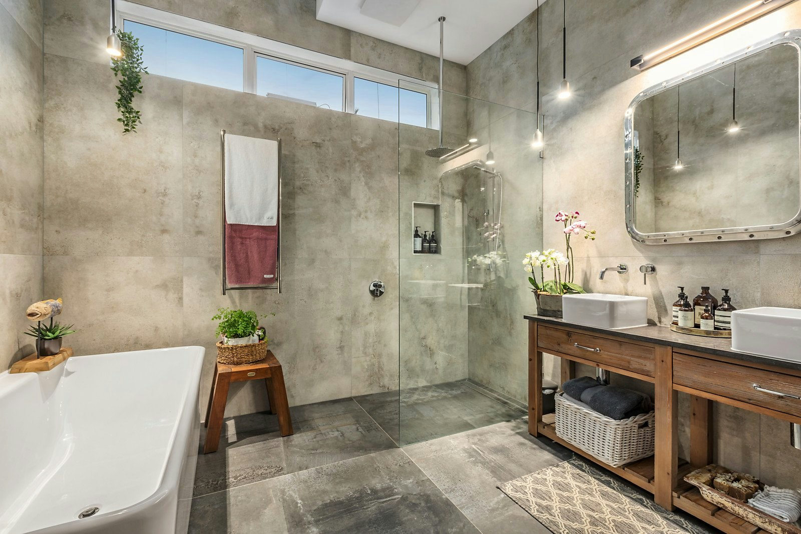 84 High Street, Glen Iris, VIC