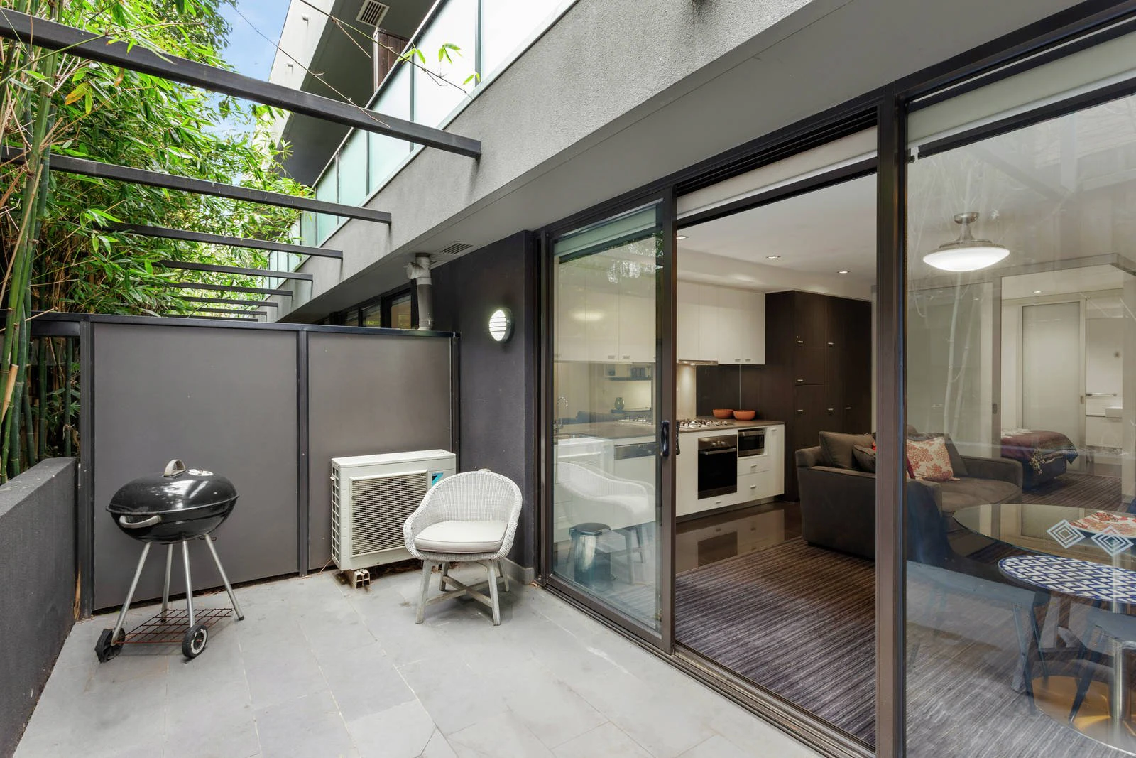8/17 Robe Street, St Kilda, VIC