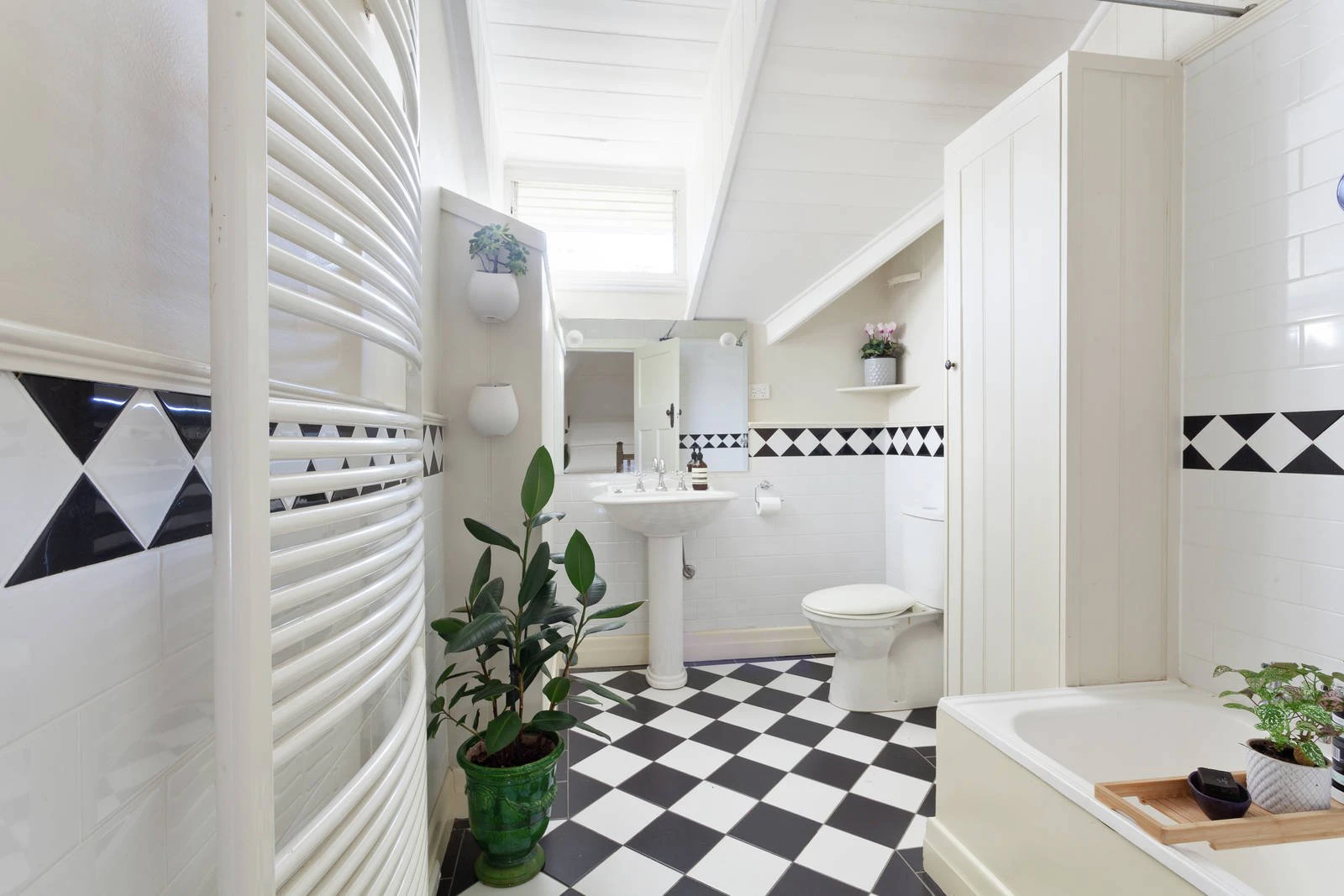 1A Wiseman Street, Hawthorn East, VIC