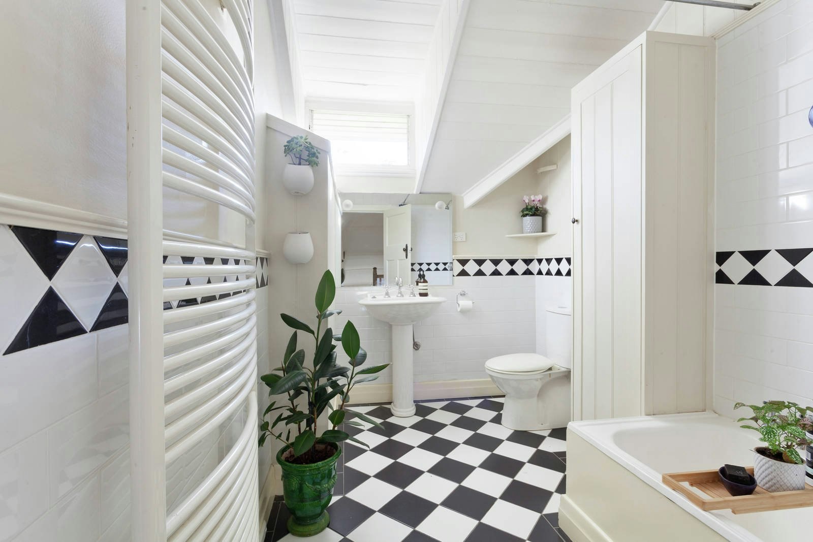 1A Wiseman Street, Hawthorn East, VIC