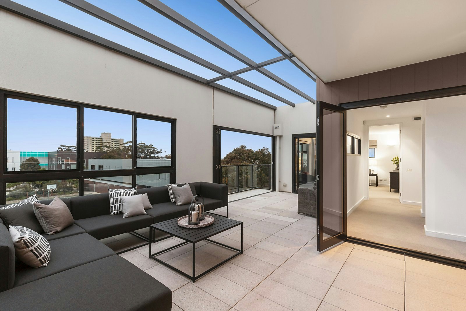 36 Graham Street, Albert Park, VIC