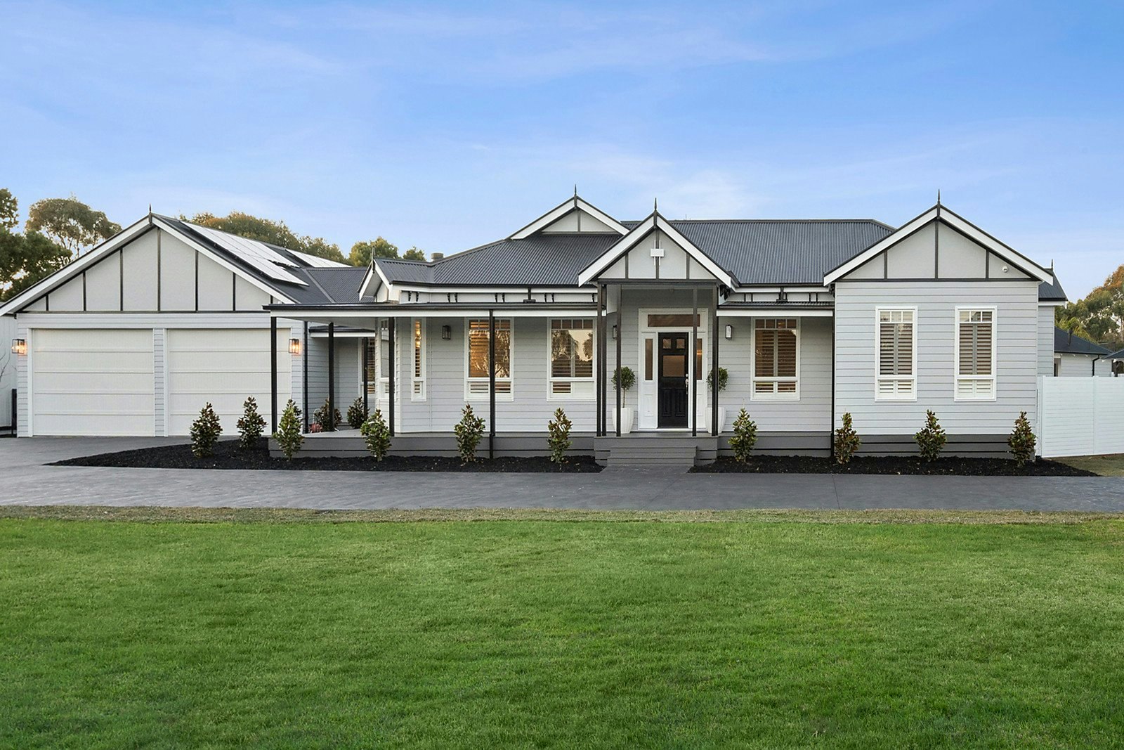 4 Bailey Place, Mornington, VIC