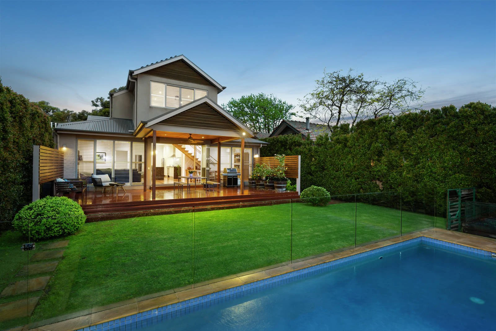 1 Avondale Street, Hampton, VIC