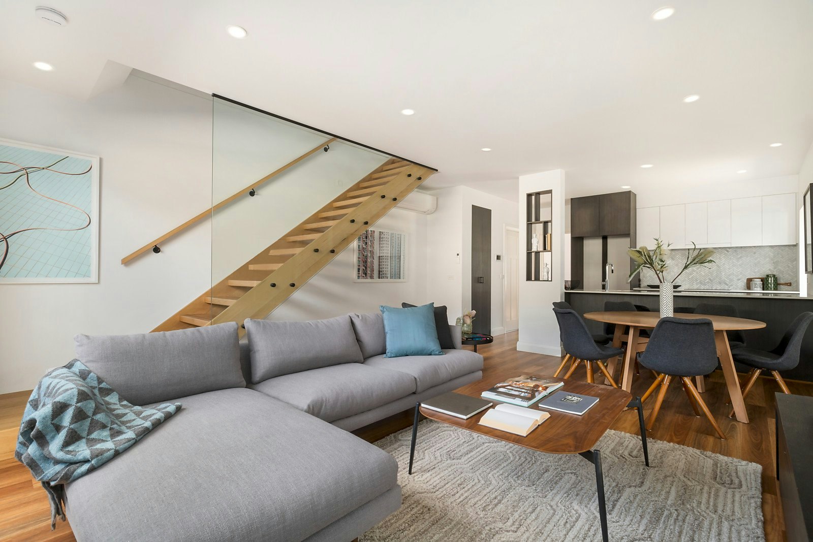 2 Southward Avenue, Port Melbourne, VIC