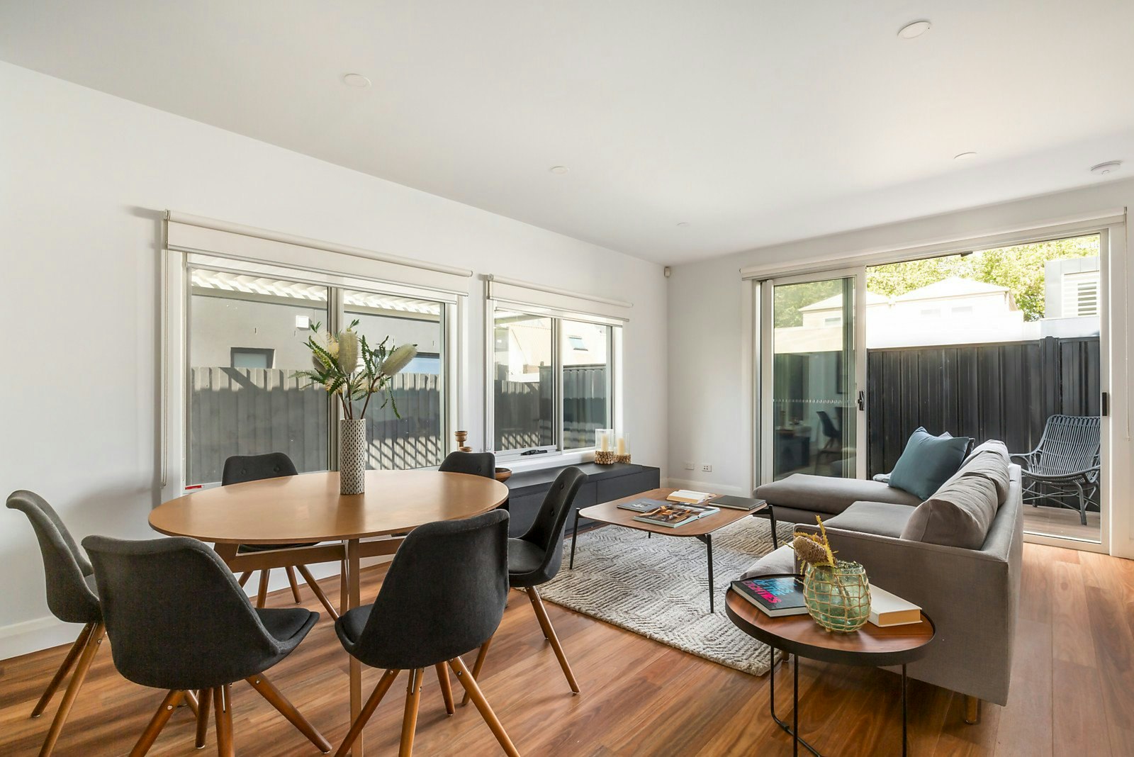 2 Southward Avenue, Port Melbourne, VIC