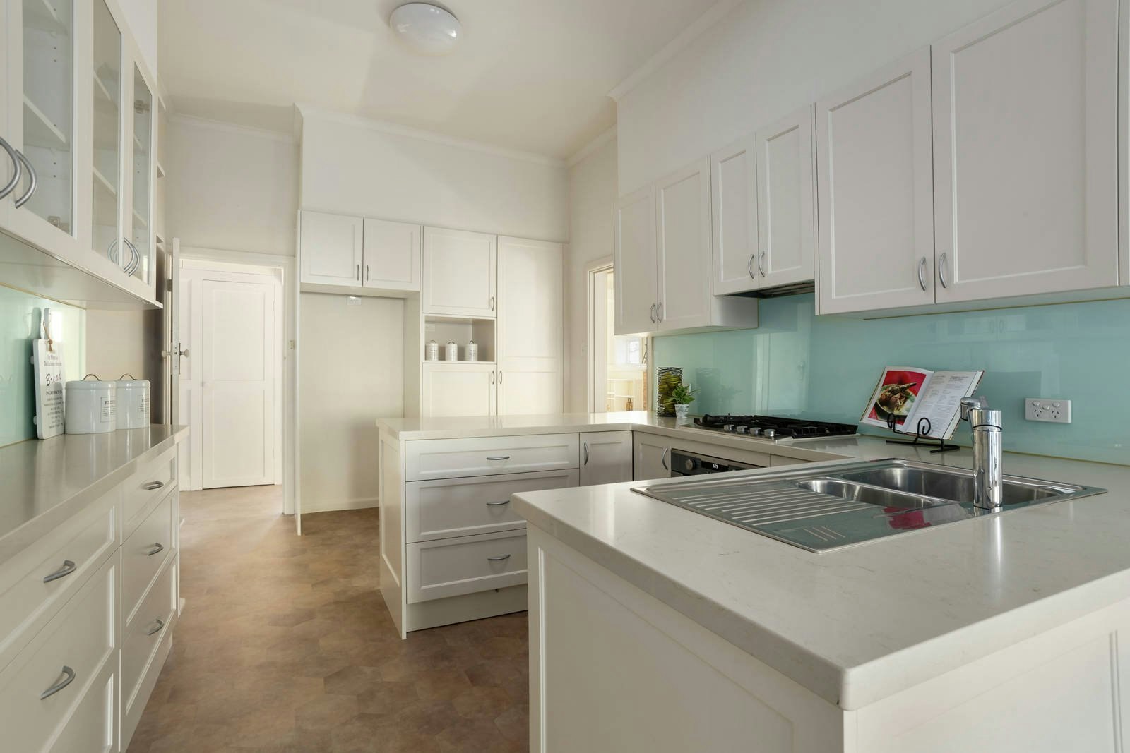 23 Everton Grove, Surrey Hills, VIC