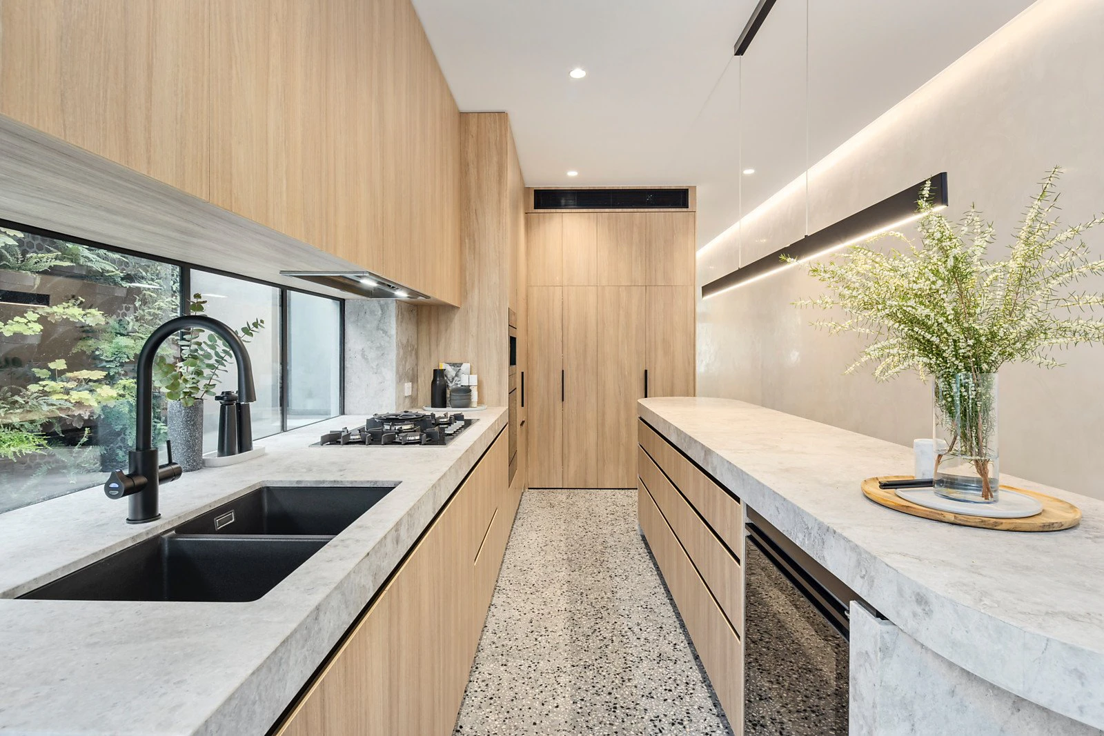 103 Kerferd Road, Albert Park, VIC
