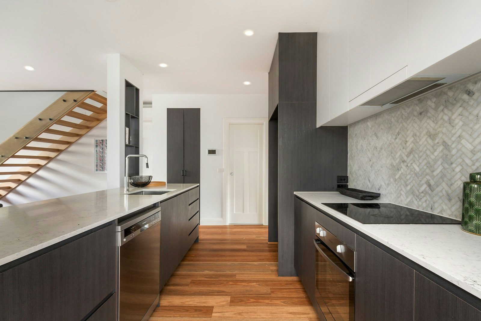 2 Southward Avenue, Port Melbourne, VIC