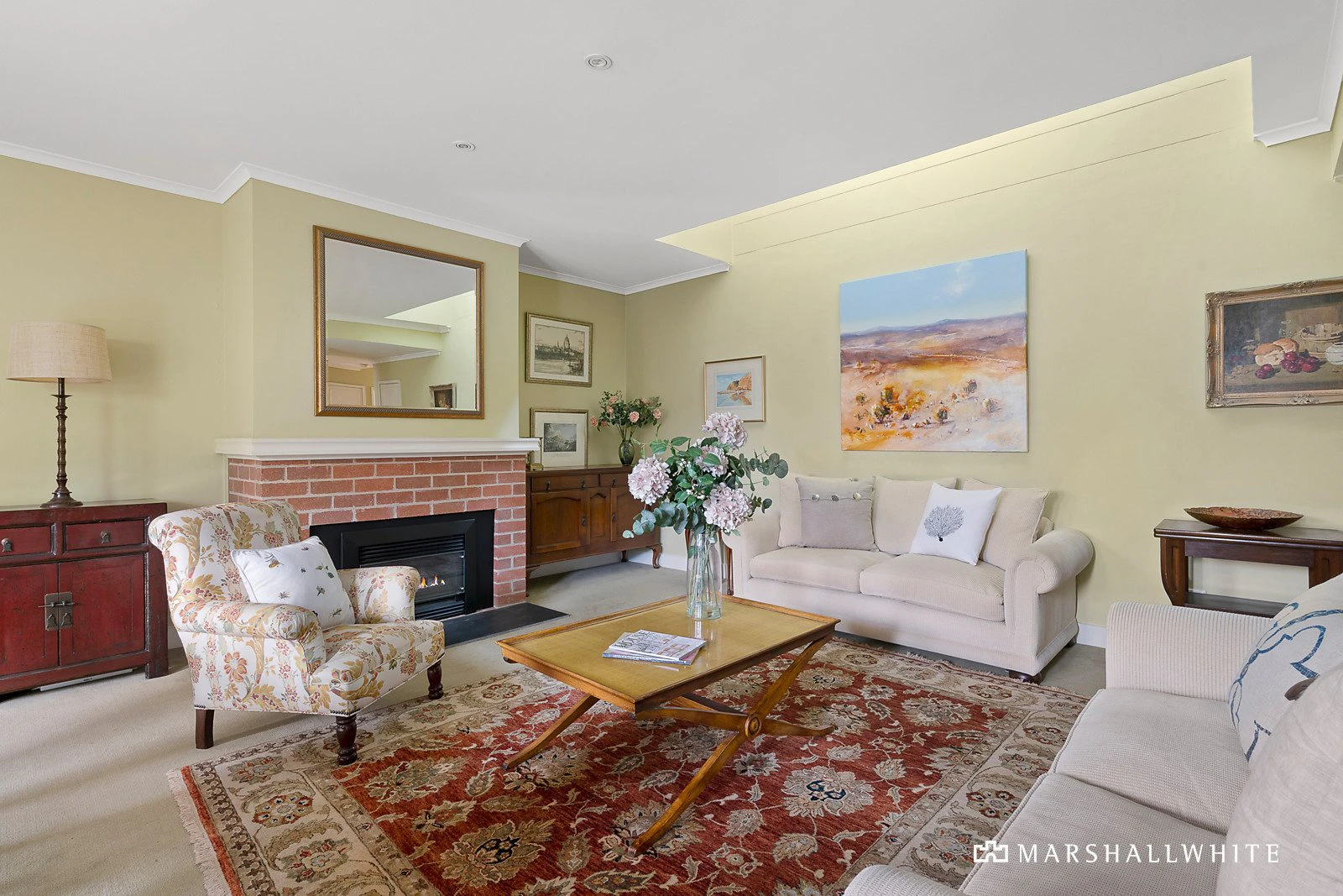 8 Ellesmore Court, Kew, VIC