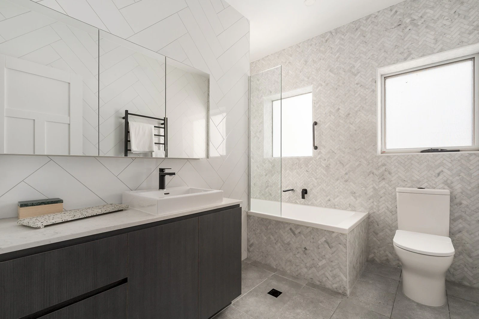 2 Southward Avenue, Port Melbourne, VIC