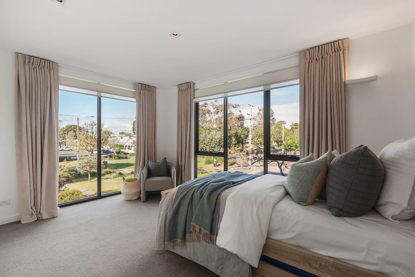 36 Graham Street, Albert Park, VIC