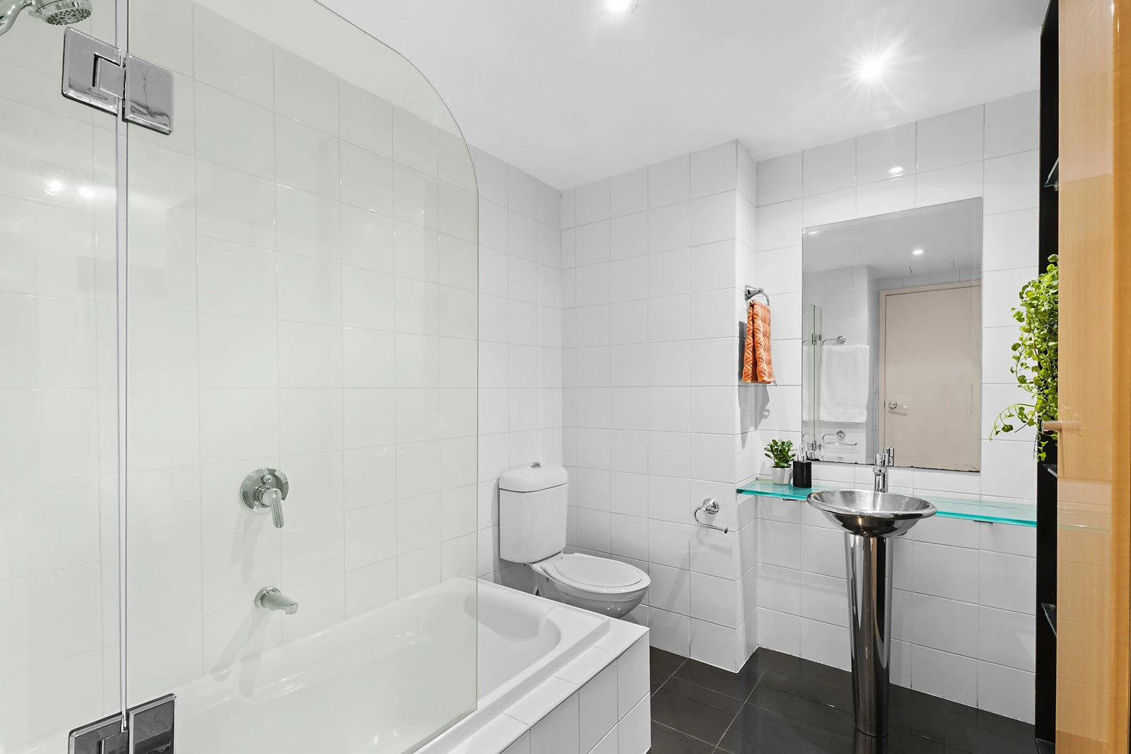 1/184 Albert Road, South Melbourne, VIC