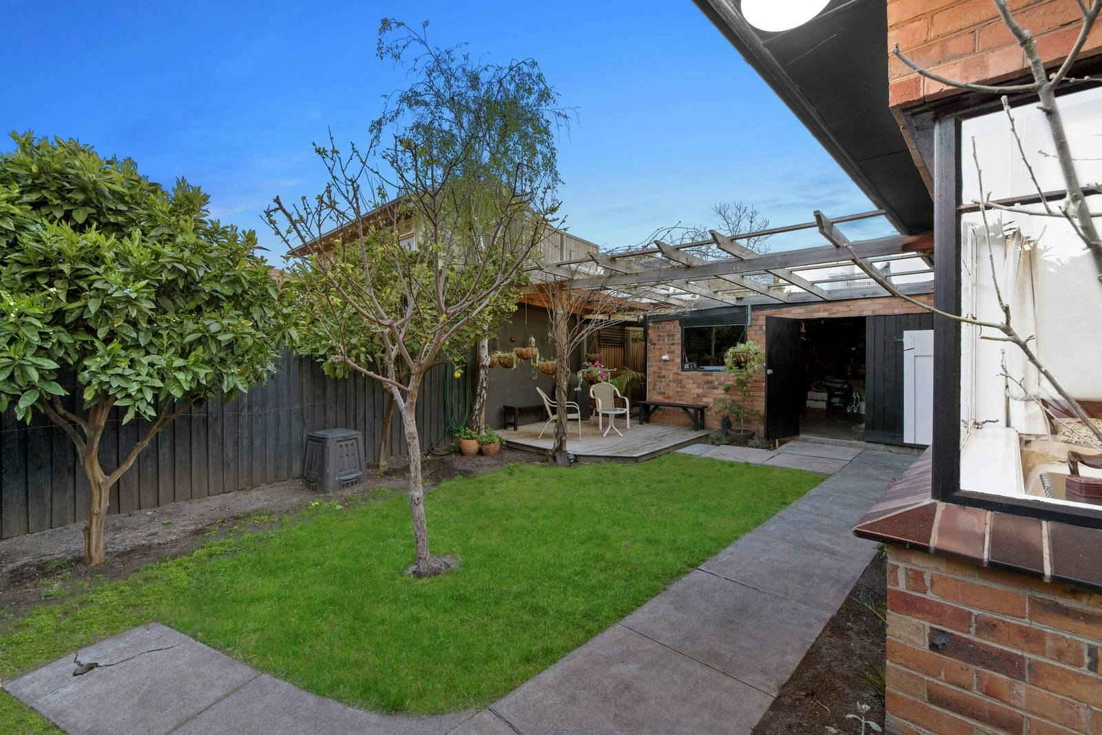 65 Beach Road, Hampton, VIC