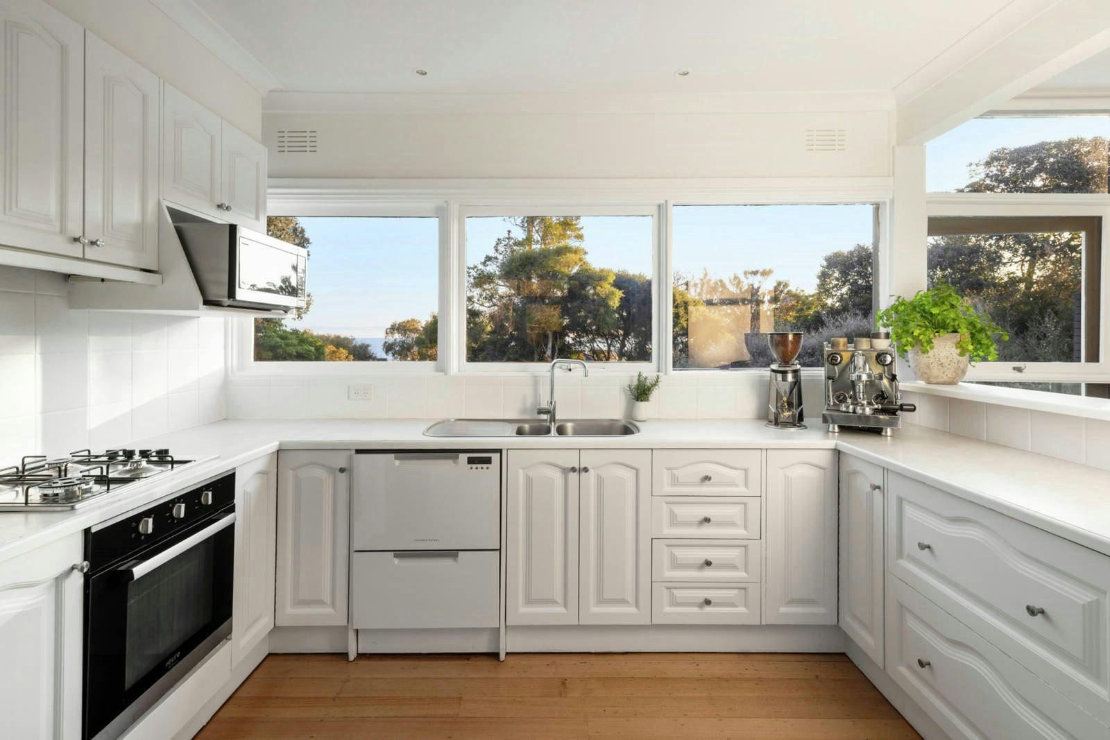 2 Te Hongi Court, Beaumaris, VIC