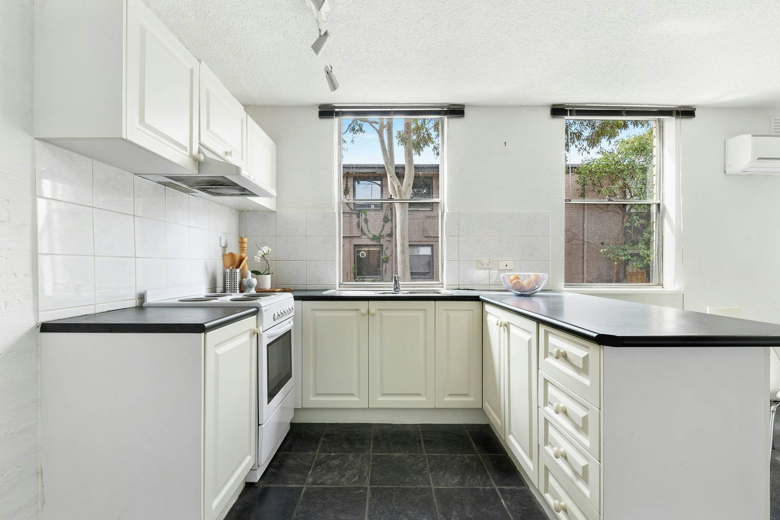 5/486 Glenferrie Road, Hawthorn, VIC