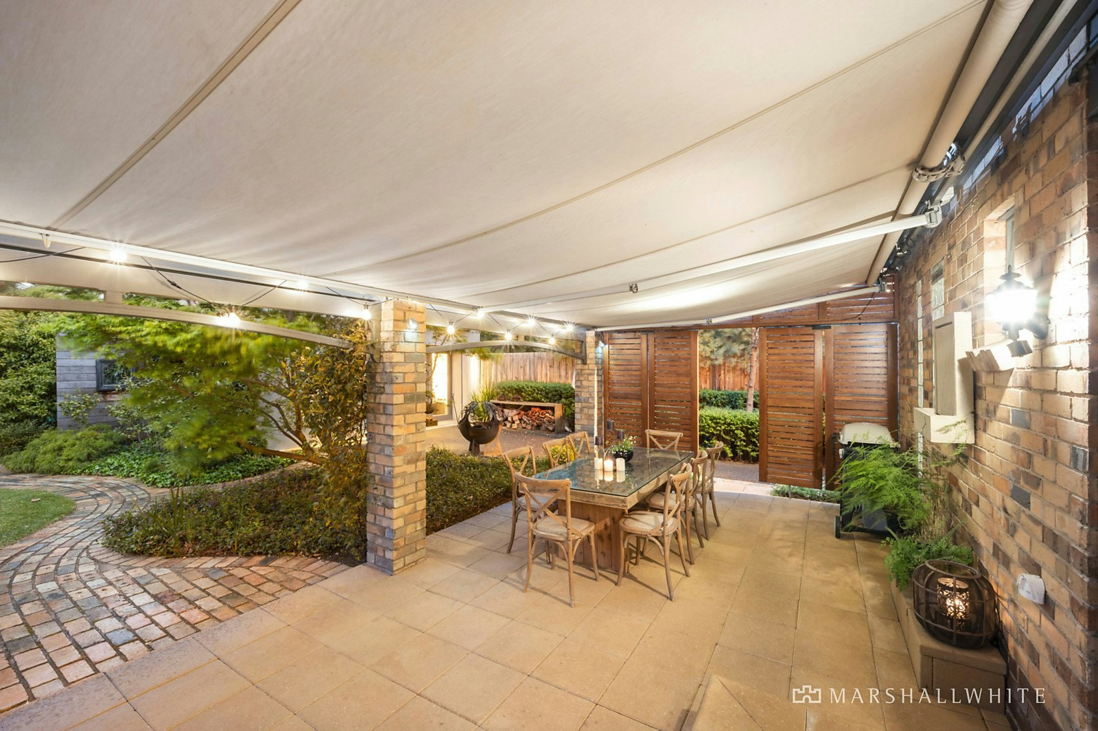 24 Douglas Street, Ashwood, VIC