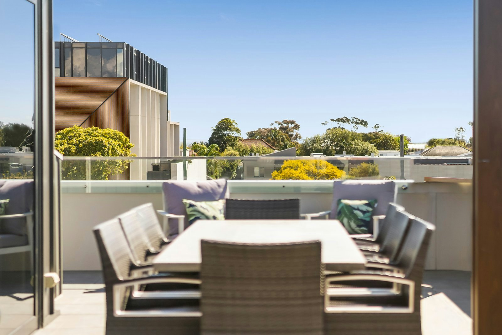 201/4 Littlewood Street, Hampton, VIC