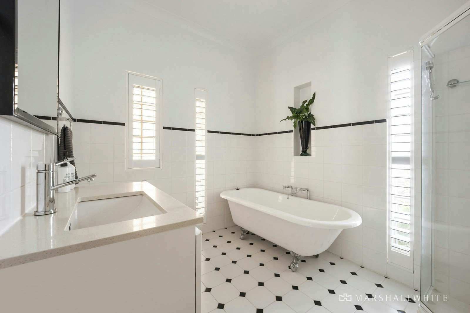 24 Douglas Street, Ashwood, VIC