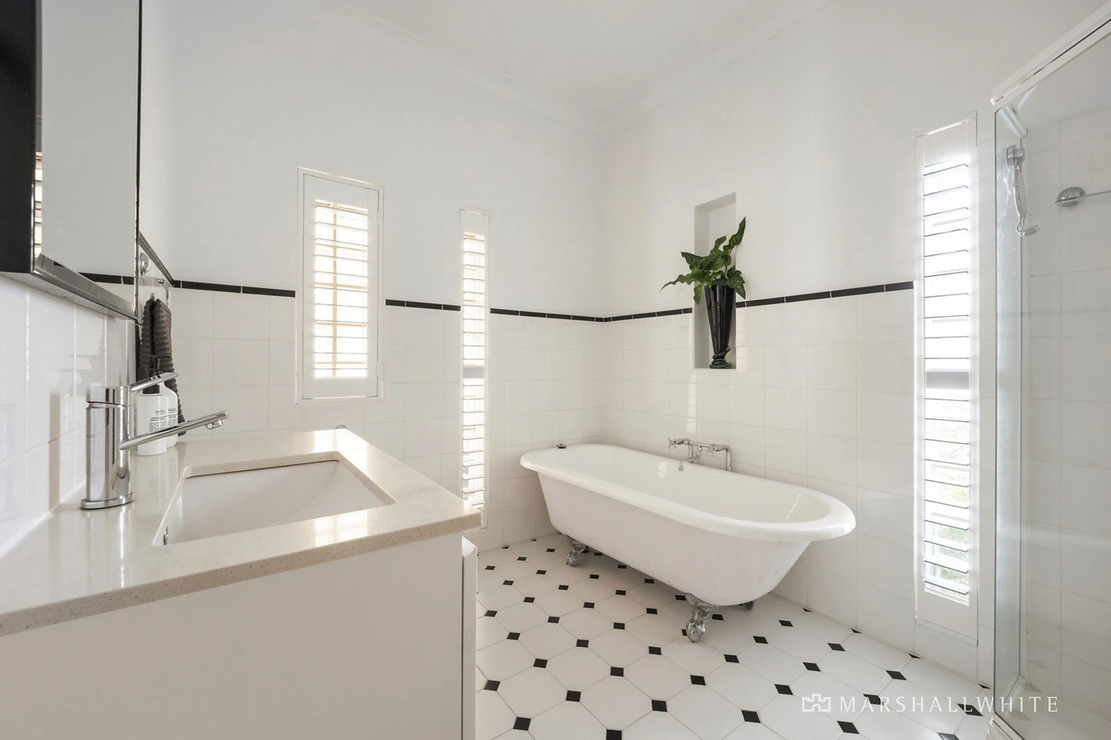 24 Douglas Street, Ashwood, VIC