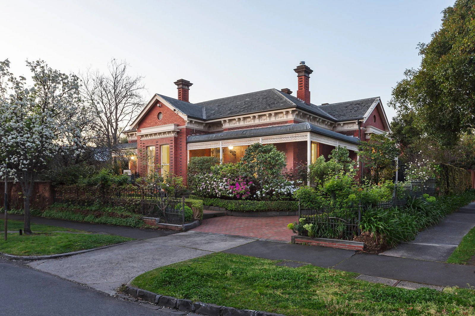 15 Broadway, Camberwell, VIC