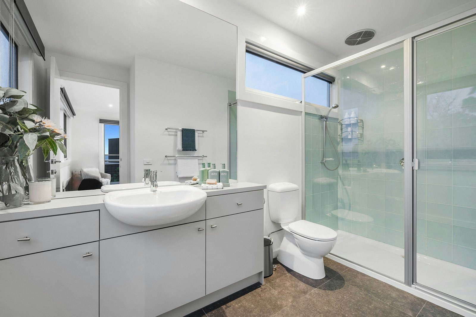 8 Seawind Road, Balnarring Beach, VIC