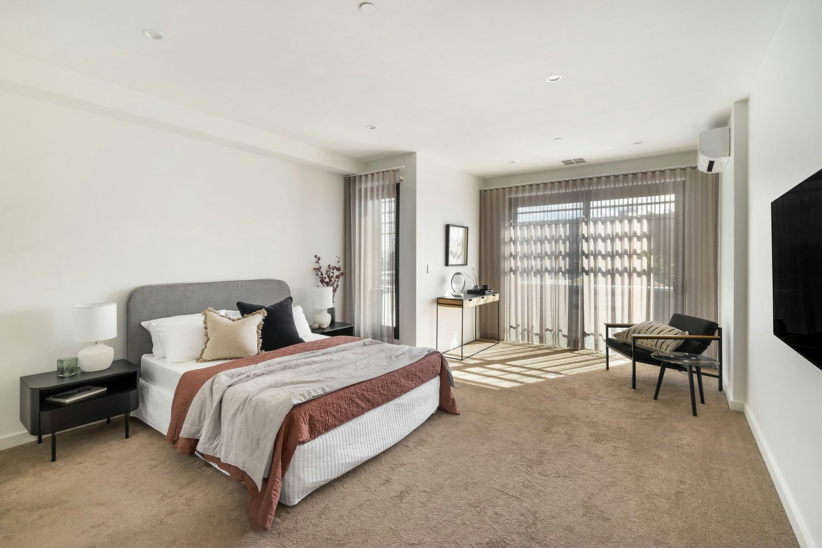 201/4 Littlewood Street, Hampton, VIC