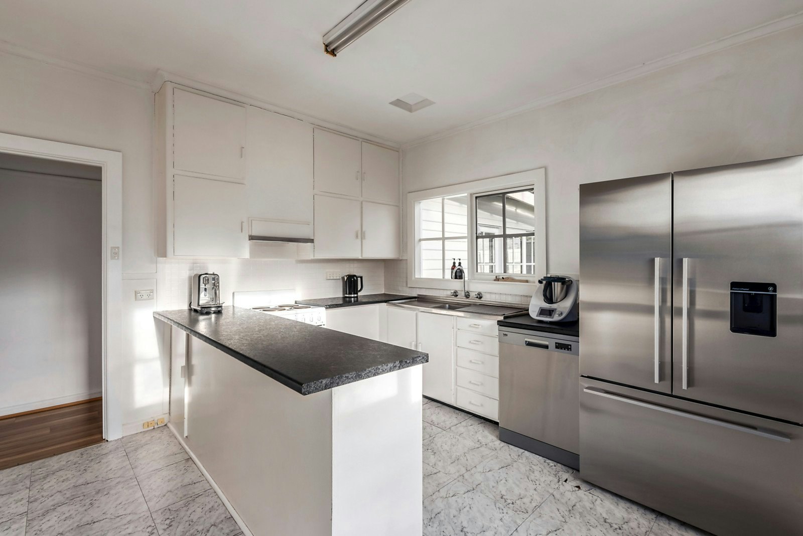 52 Abbotsford Avenue, Malvern East, VIC