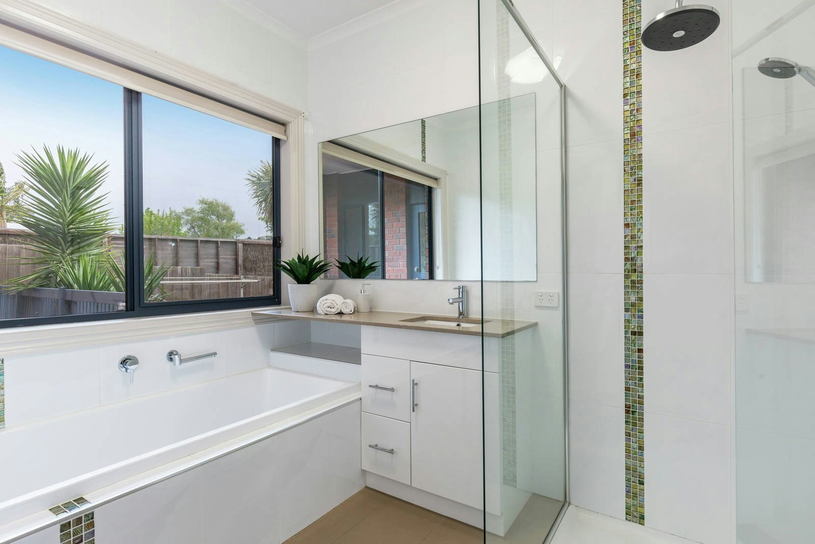 1 Quinton Court, Mount Eliza, VIC