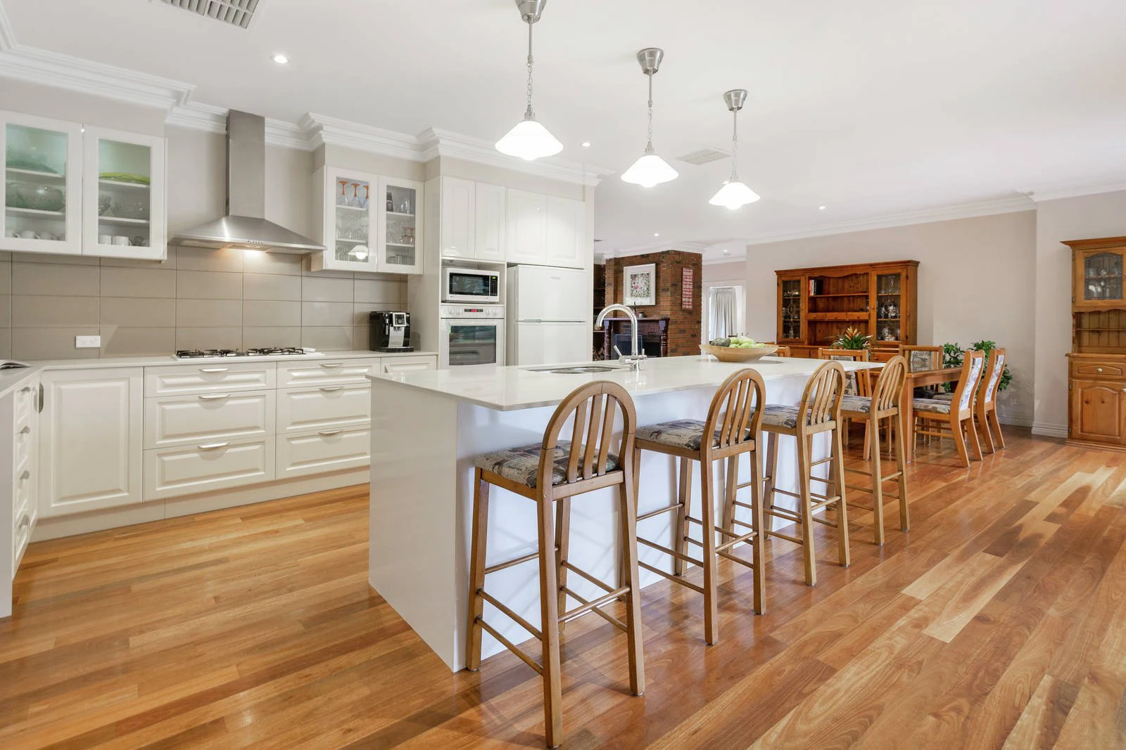 1 Quinton Court, Mount Eliza, VIC