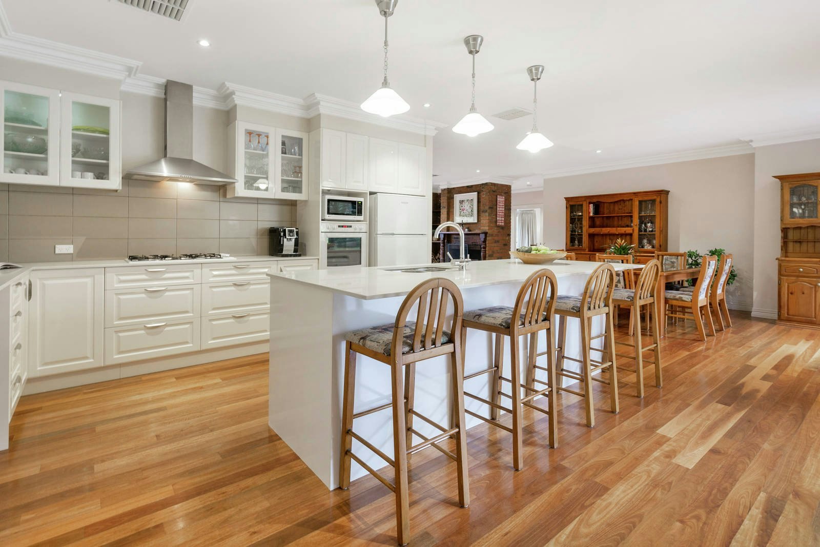 1 Quinton Court, Mount Eliza, VIC