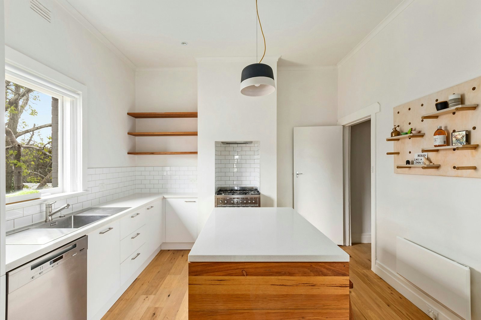 37F Acland Street, St Kilda, VIC