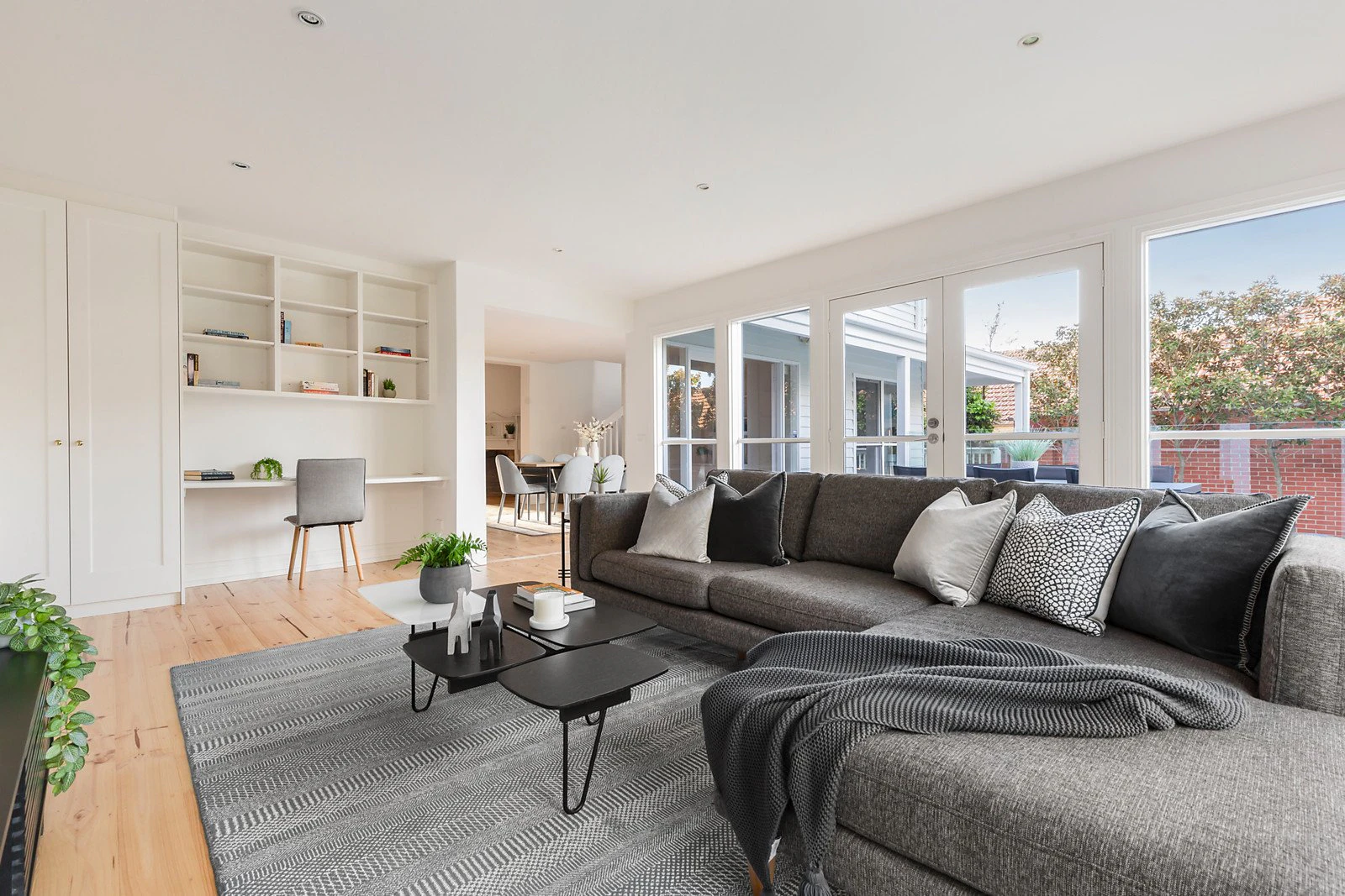 21 Suffolk Road, Surrey Hills, VIC