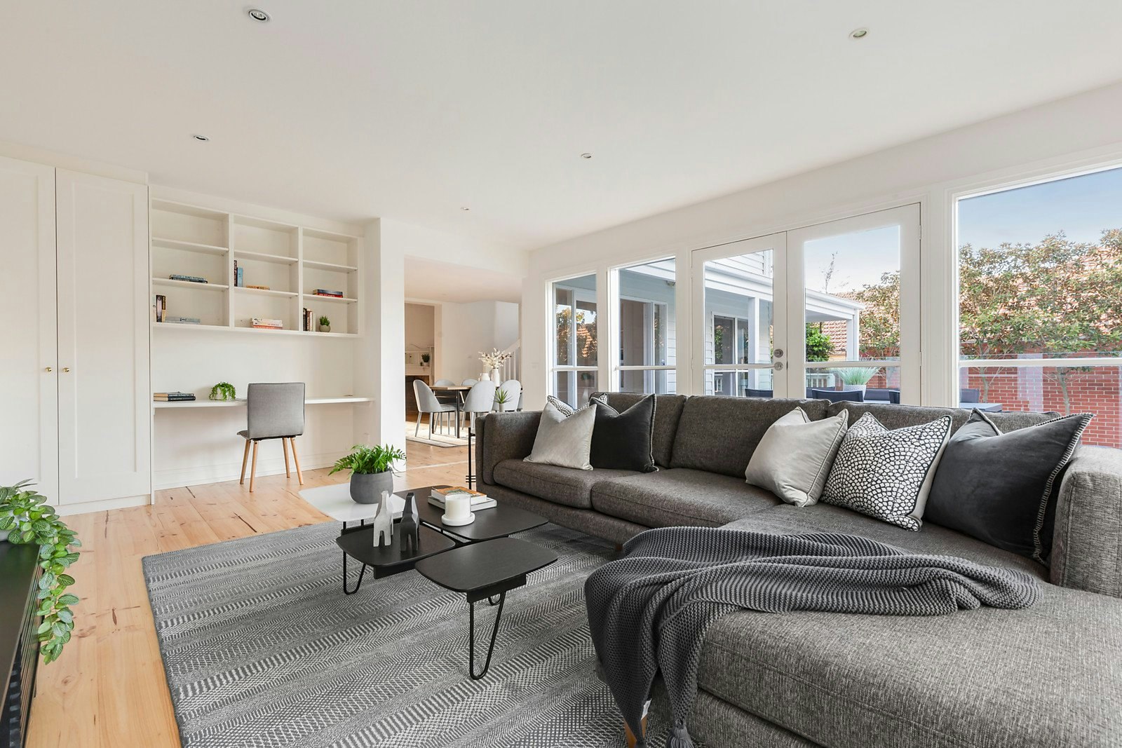 21 Suffolk Road, Surrey Hills, VIC