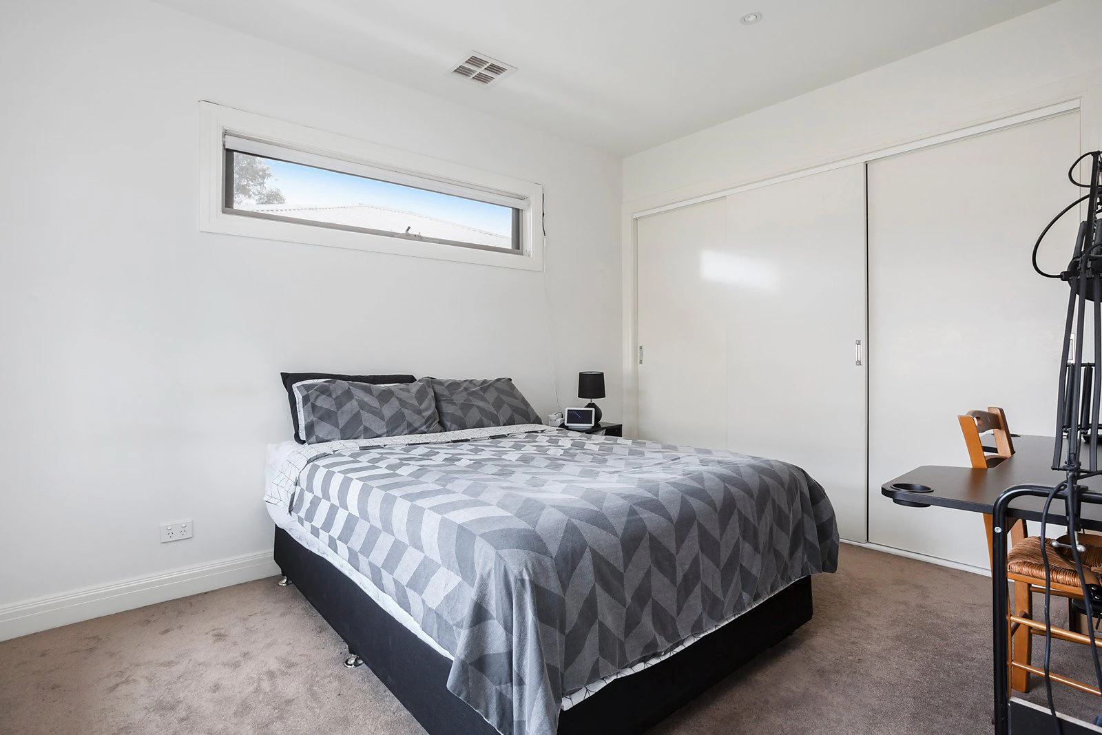 2/10 Darcy Street, Mornington, VIC