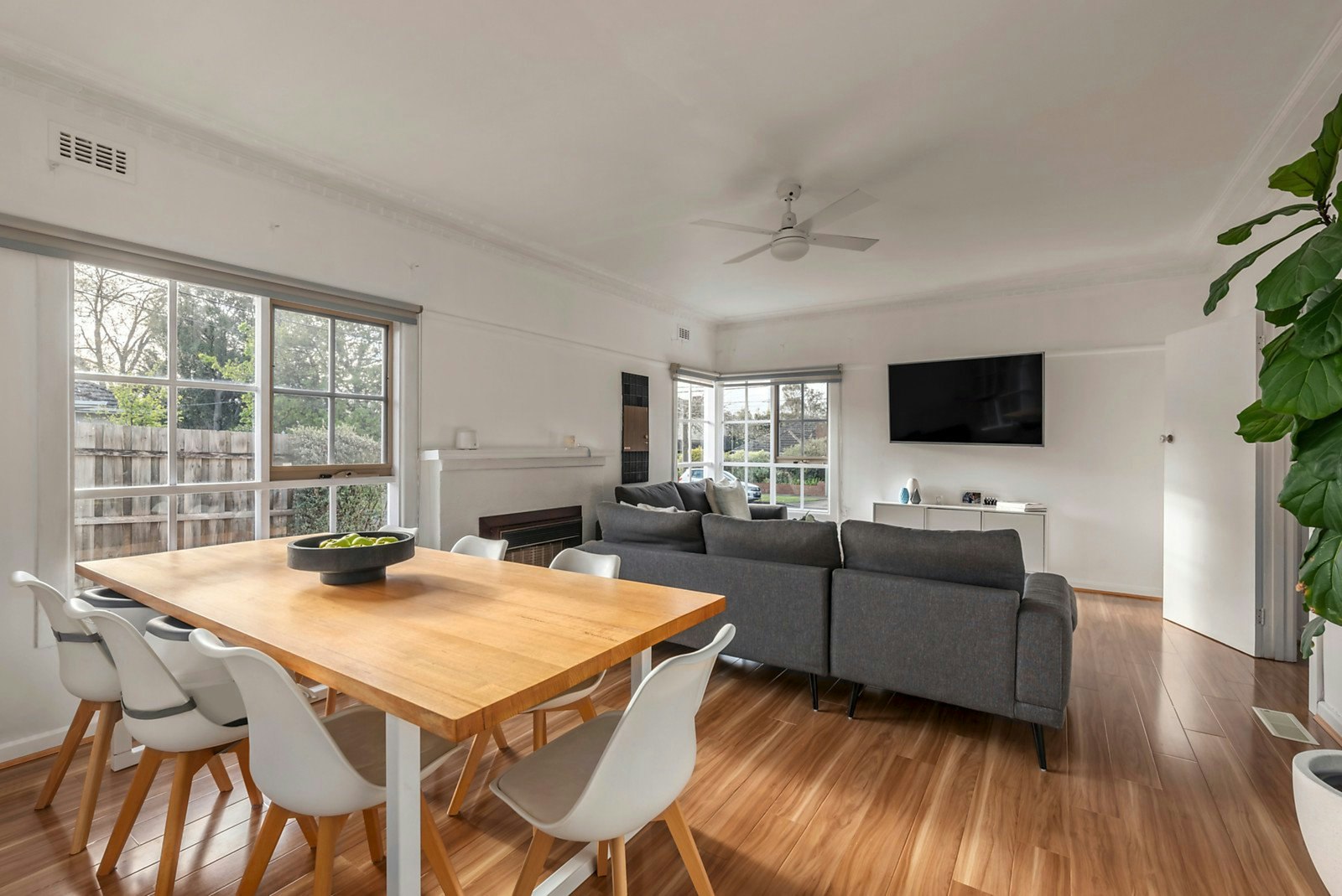 52 Abbotsford Avenue, Malvern East, VIC