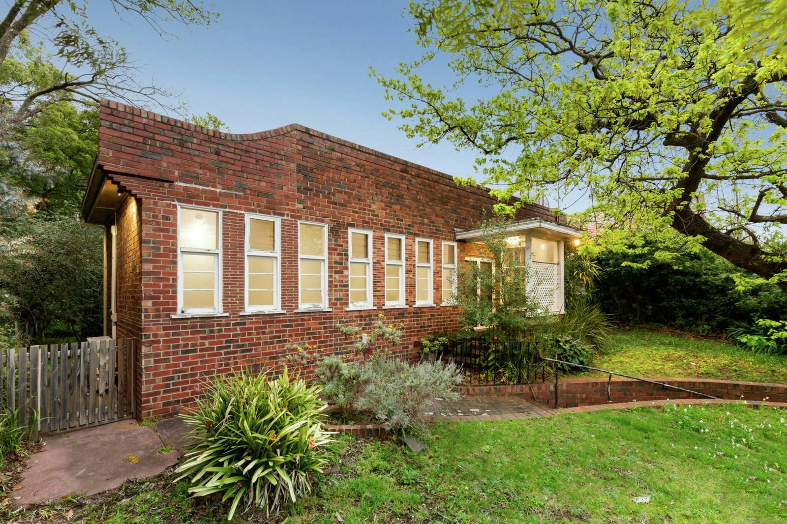 626 (and 624) Riversdale Road, Camberwell, VIC