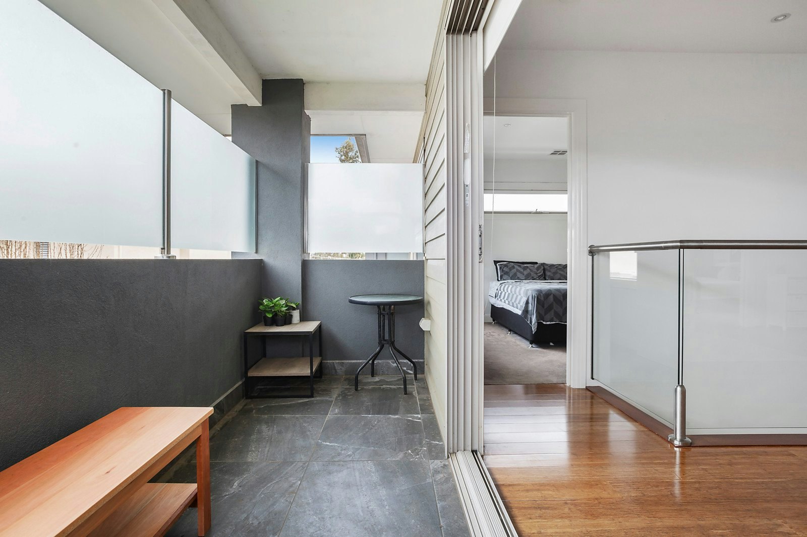 2/10 Darcy Street, Mornington, VIC