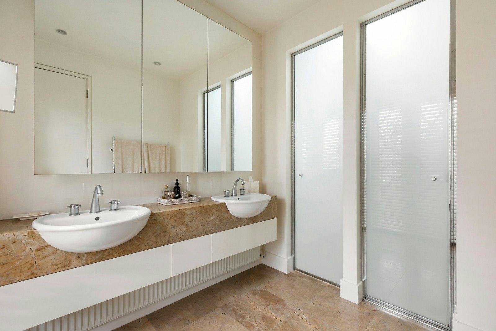 12 Dunraven Avenue, Toorak, VIC