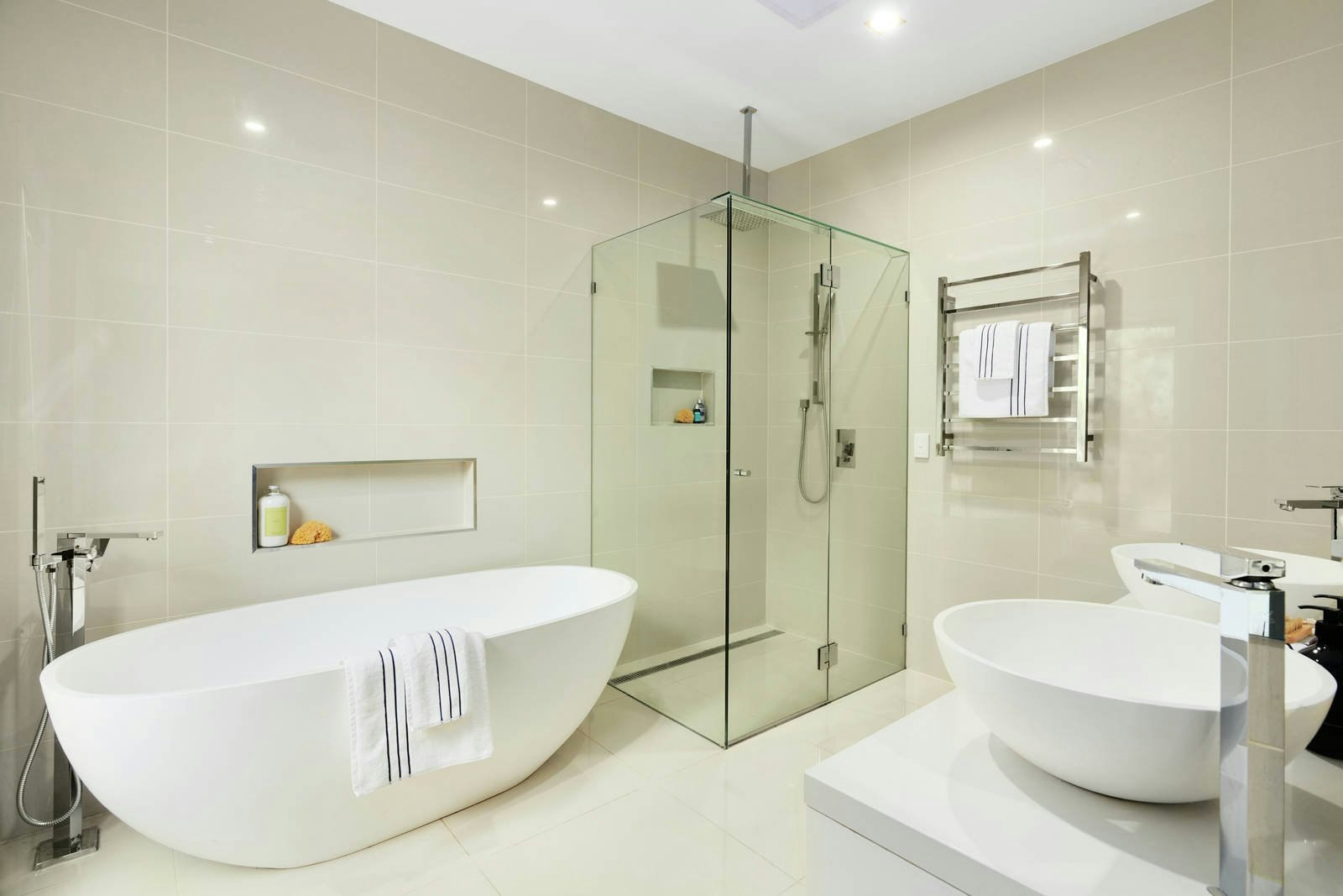 16 Lytton Street, Kew, VIC